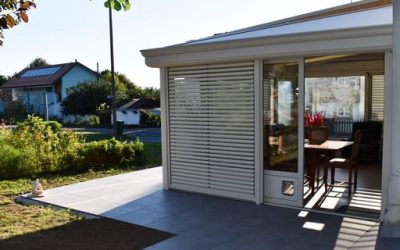 Véranda Bioclimatique en Été au Mont-sur-Lausanne